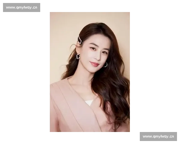 黄圣依:演绎多重角色,展现演艺魅力 黄圣依:演绎多重角色,展现演艺魅力